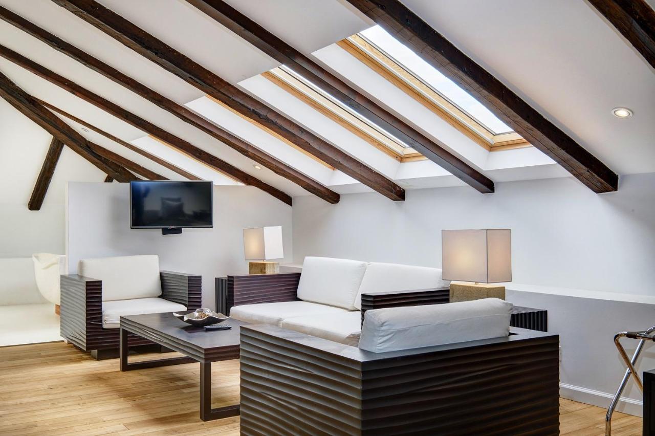 Dolphin Suites Veli Losinj Bagian luar foto