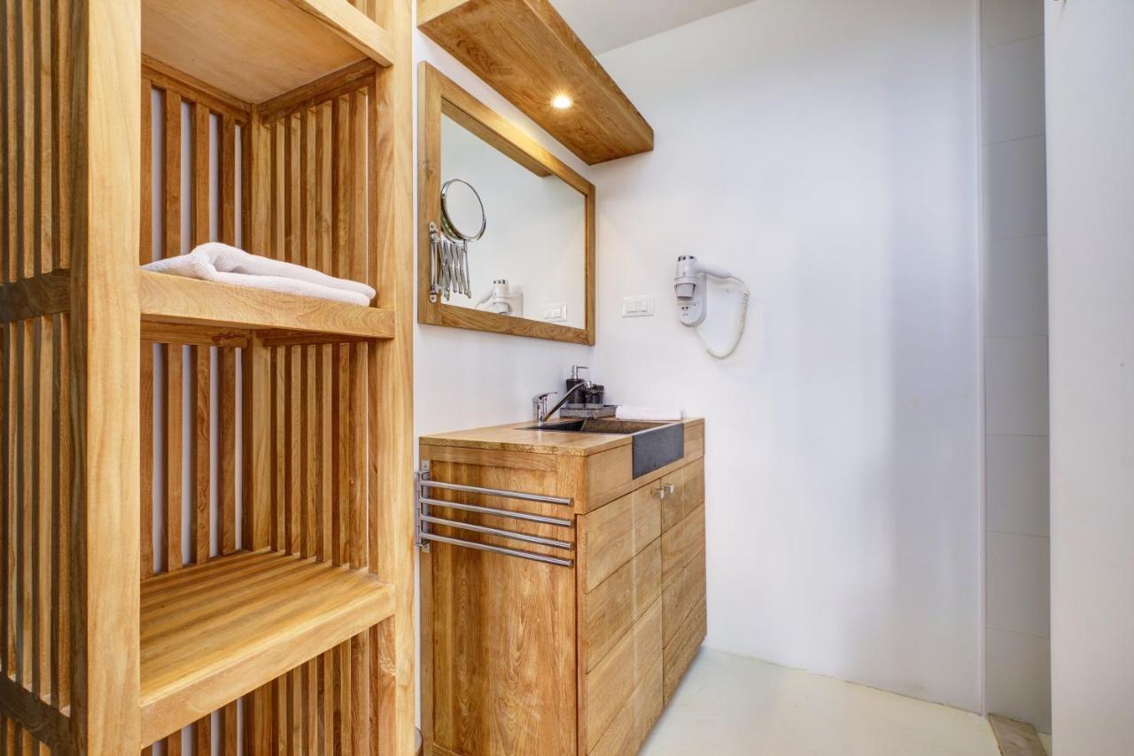 Dolphin Suites Veli Losinj Bagian luar foto